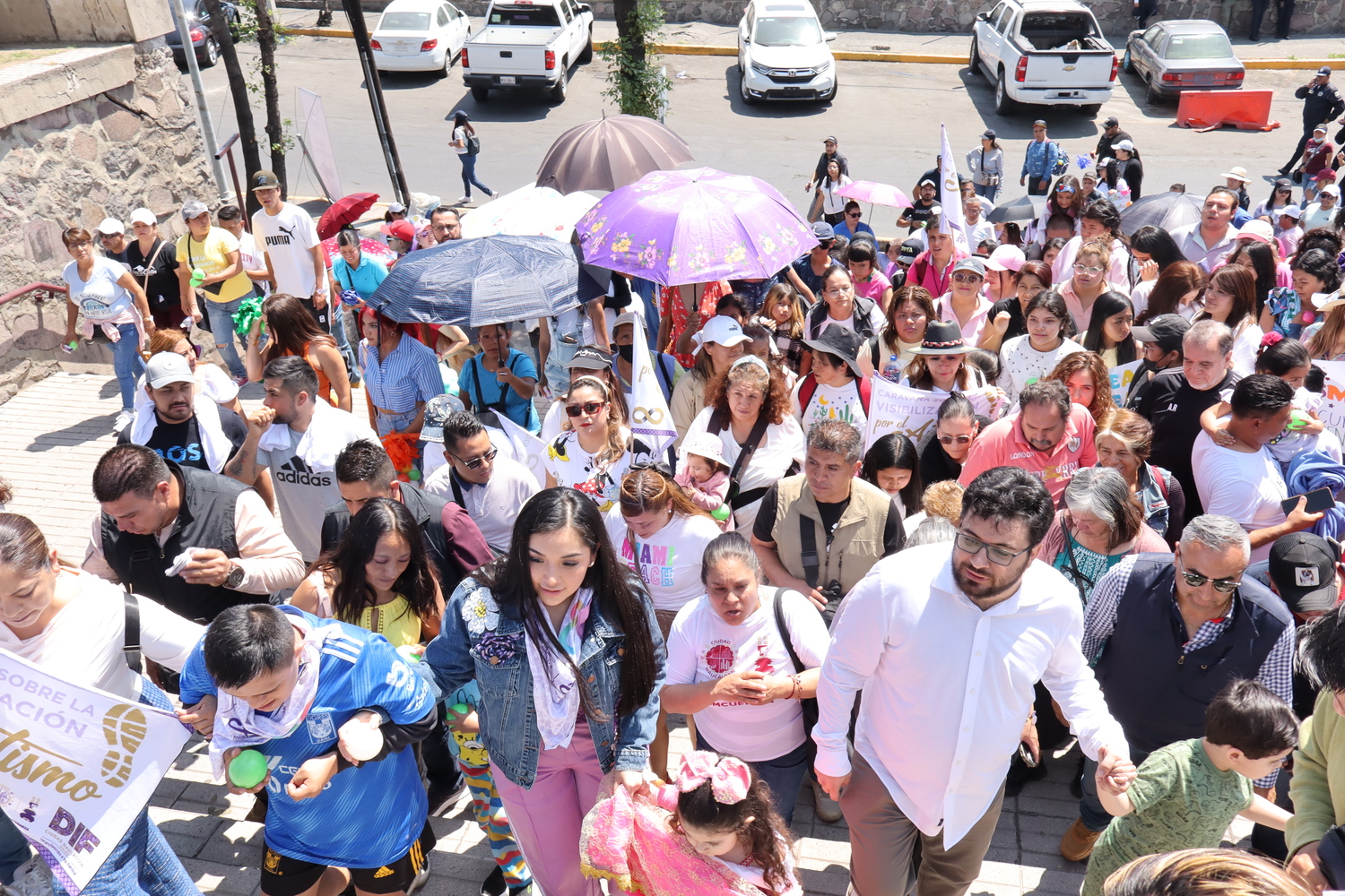 Isaac Montoya realiza Caravana de Visibilización por el Autismo en el marco del Día Internacional de la Concienciación sobre el Autismo